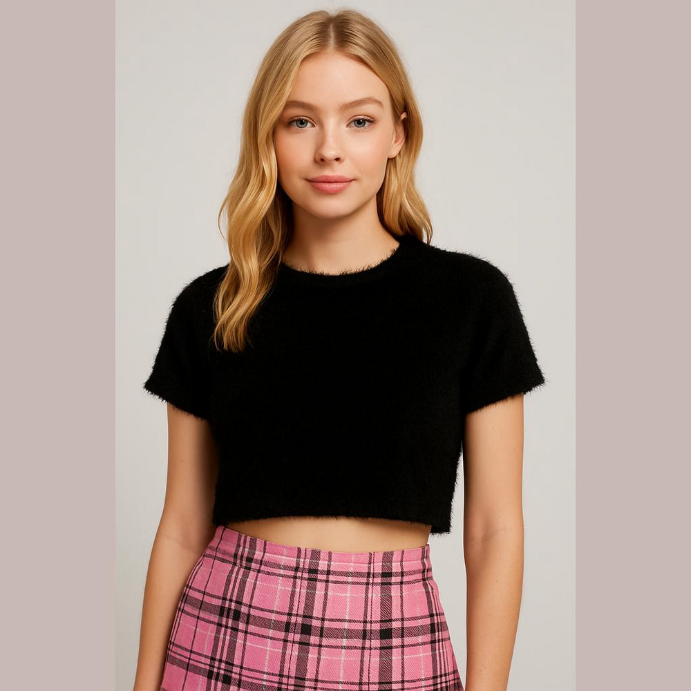 Altar'd State NWT Women's Junior's Size Medium Black Cropped Eyelash Sweater